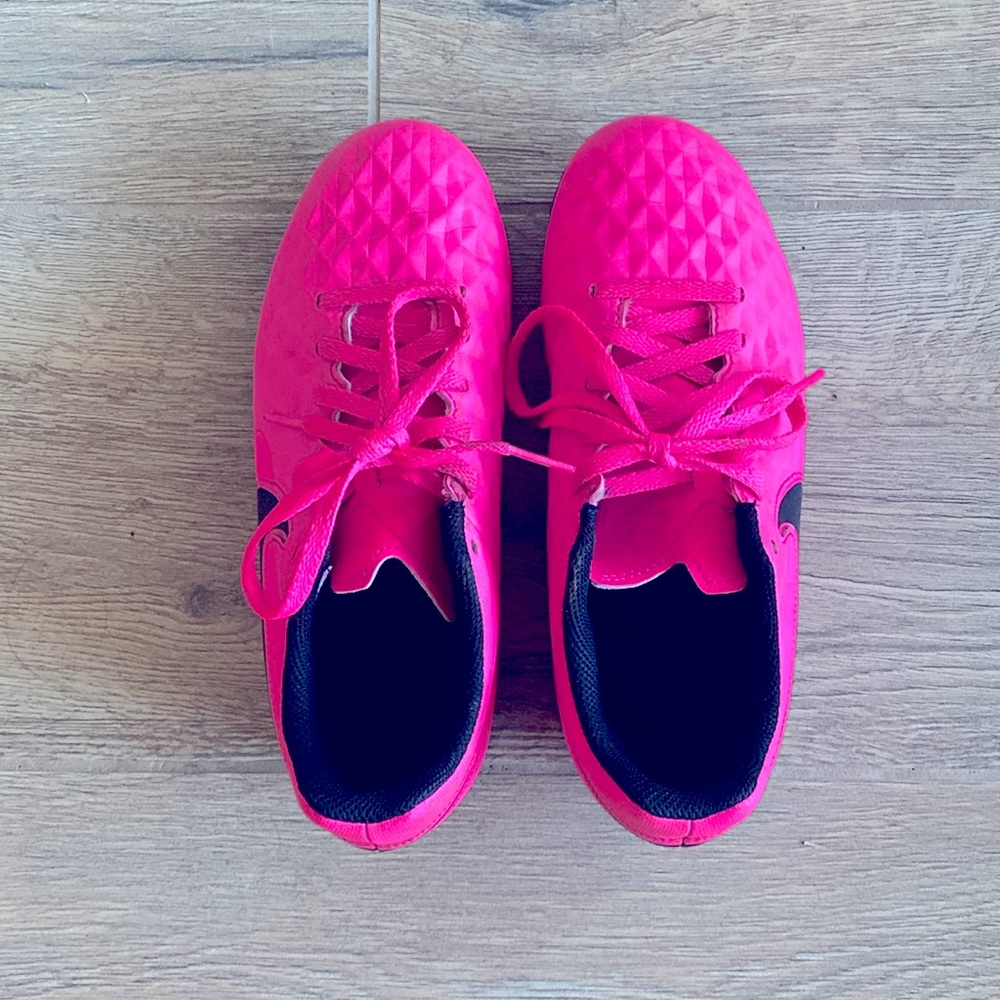 Nike Tiempo Pink Youth Cleats & Shin Guards